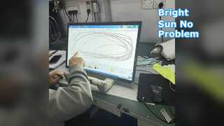 Промышленный сенсорный экран 1500 нит: четко видно где угодно